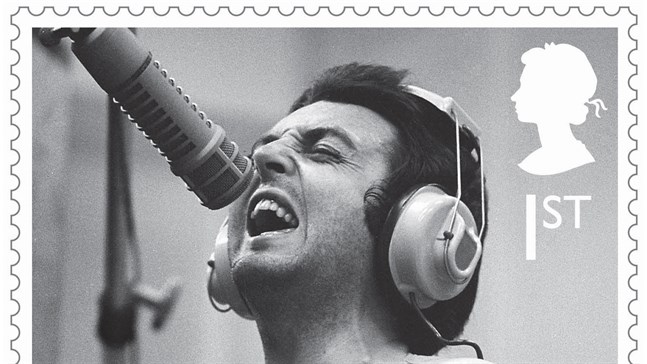 Motiven kommer från både skivomslag och bilder på McCartney. Beskuren pressbild.