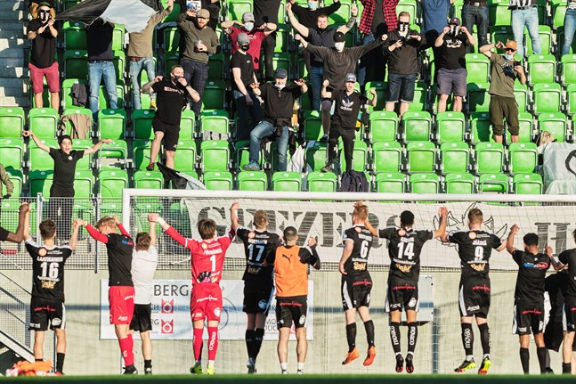 VPS firade årets första sommardag med tre poäng. 428 landade publiksiffran på.