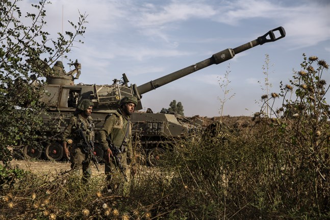 Israeliska soldater i närheten av Gaza.
