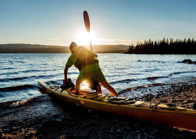 Friluftslivet har fått ett uppsving efter pandemin, och paddling är ett bra sätt att njuta av naturen och samtidigt få fysisk träning.
