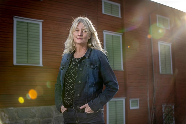 Författaren Karin Smirnoff är en av årets nya kolumnister i ÖT och VBL.