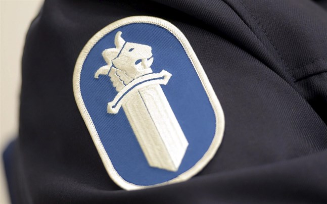 Polisen grep en misstänkt på platsen.