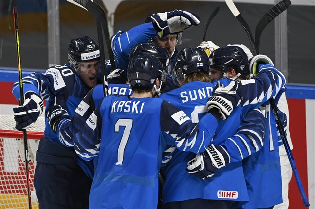 Finland har slagit ut Tjeckien ur VM. Semifinal mot Tyskland väntar på lördag kväll.