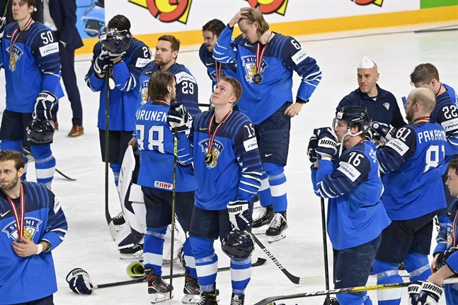 Besvikna finalminer – Lejonen får nöja sig med silver.