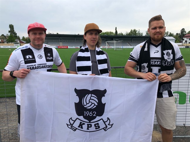 KPS är tillbaka. Här spelarna Tuomas Pasanen, Jari-Pekka Johnson och Juuso Karppinen.