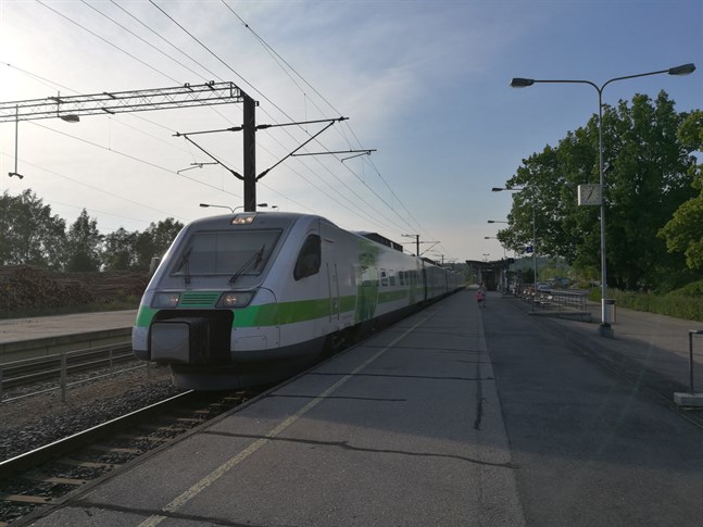 Tågtrafiken kan påverkas av strejken vid Destia.