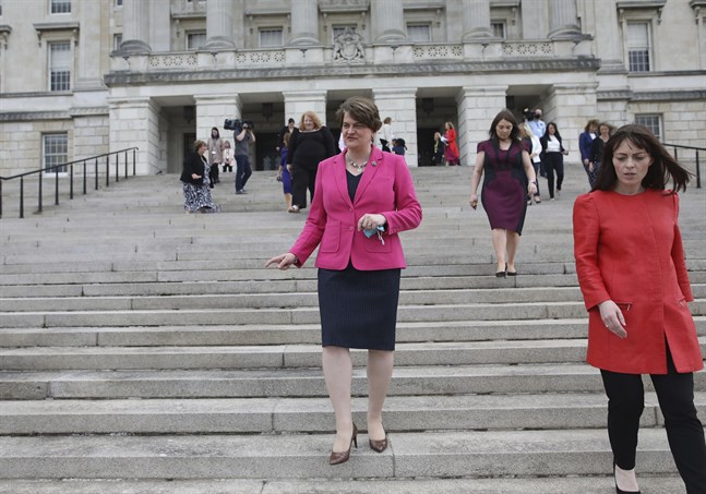 Nordirlands förstaminister Arlene Foster lämnade sin post på måndagen.