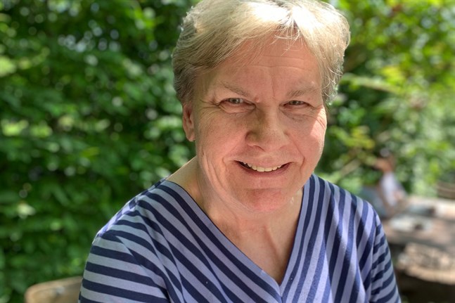 Paula Liukkonen den 10 juni 2021, dagen när hennes bok "Icke godkänd" skulle ha getts ut.
