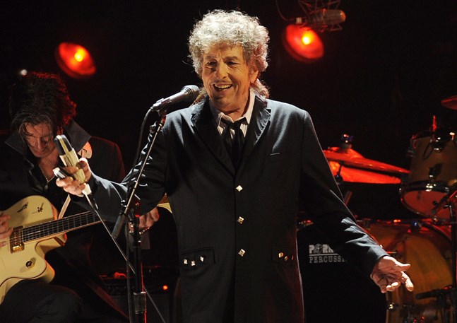 Bob Dylan, här under en spelning 2012, är snart tillbaka på scen.