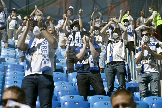 Institutet för hälsa och välfärd (THL) avrådde finländare från att resa till S:t Petersburg inför fotbollsmatchen.