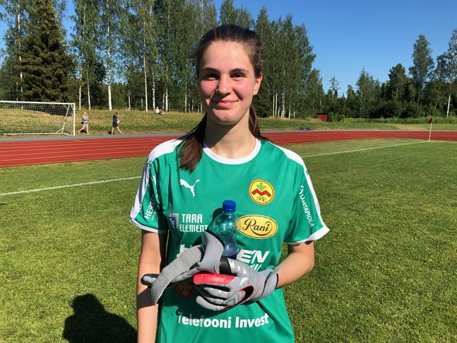 Målvakten Hanna Nyfors debuterade i Myran och gjorde bra ifrån sig.