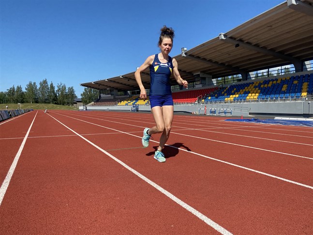 Heidi Kuuttinen gör en intressant comeback på löparbanorna vid SFIM på hemmaplan i helgen.