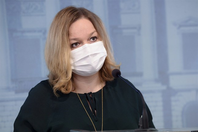 Familje- och omsorgsminister Krista Kiuru (SDP).