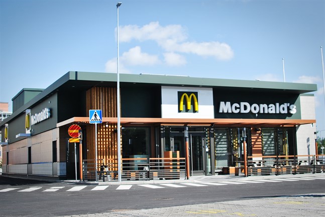 På fredagen öppnades Vasas nyaste hamburgerrestaurang.