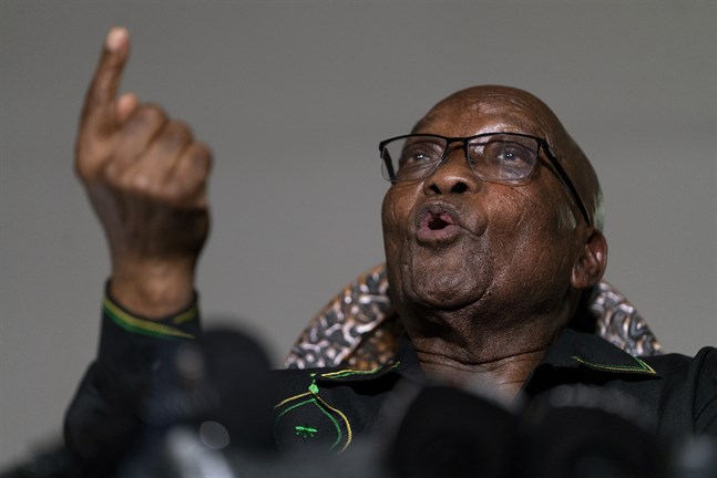Rättegången mot Jacob Zuma återupptas på måndagen.