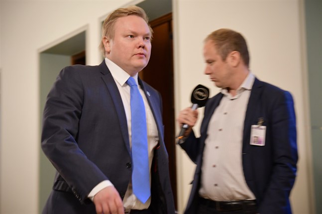 Forsknings- och kulturminister Antti Kurvinen kommer att befinna sig på plats under sommar-OS i Tokyo. Arkivbild.