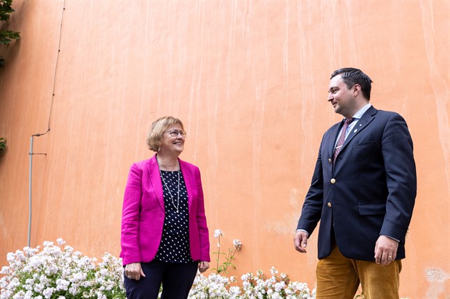 Ulla Granfors och Joakim Strand har koordinerat och lett kommunalvalsarbetet för SFP i Vasa.
