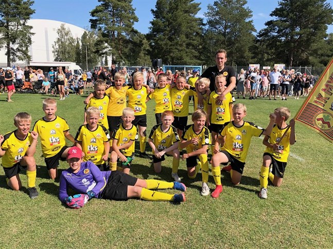 IK Myrans E10-pojkar besegrade Jaro på straffar.
