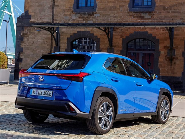 Lexus garanterar nämligen att litiumjonbatteriet på 54,3 kWh ska hålla i 10 år.