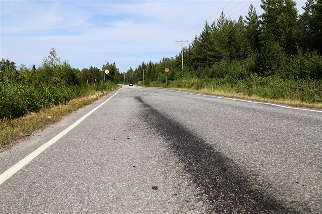 Så här såg det ut förra veckan efter att en oljepropp lossnade från en bil och olja läckte ut.
