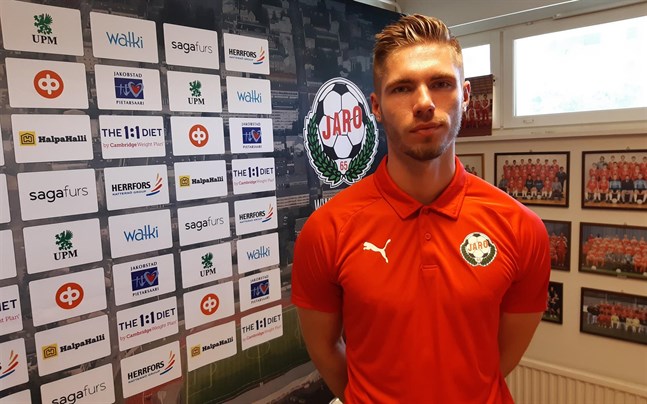 Jaro jagade Jeremiah Streng redan i vintras.