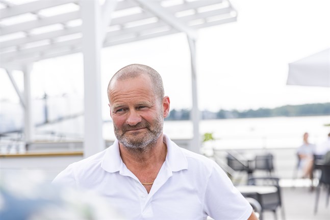 Michael Ekman, krögare på Faros, berättar om en fantastisk restaurangsommar med mycket inhemska gäster som aldrig förr besökt Vasa men gillar upplevelsen.