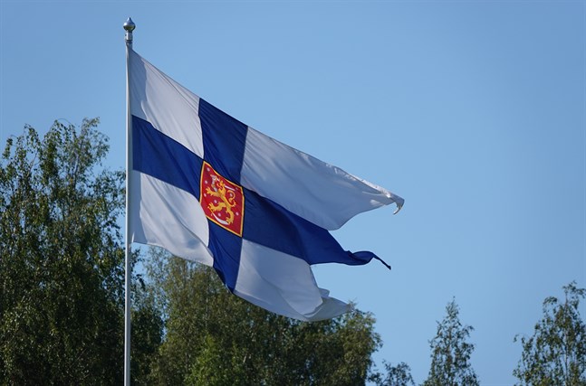 Försvarsmakten har uppmanat beväringarna i Obbnäs att vara i kontakt med sina anhöriga.