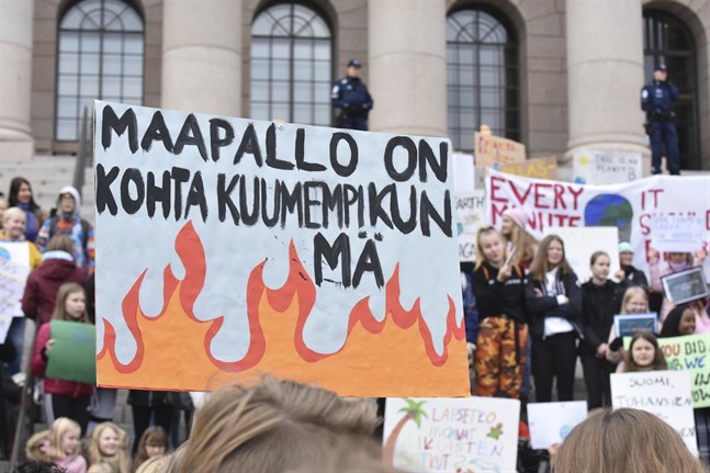 EVA:s undersökning visar att 71 procent av finländarna anser att klimatförändringen är vår tids största miljöhot, ett hot som omedelbart måste bekämpas i alla länder. Arkivbild.