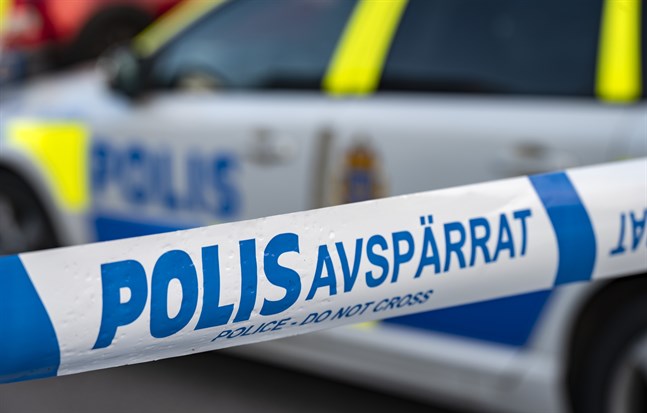 Flera personer har skadats vid en förmodad skjutning i Kristianstad.
