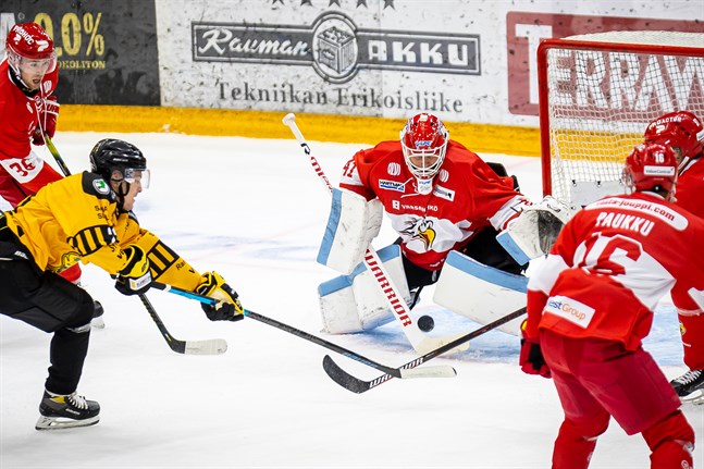 Atte Tolvanen vikarierar skadade Rasmus Reijola i två månader.