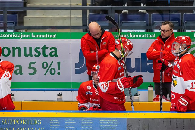 Risto Dufva och resten av Sport har det kämpigt just nu. Blir det en sjunde rak förlust i kväll eller bryter laget sviten?