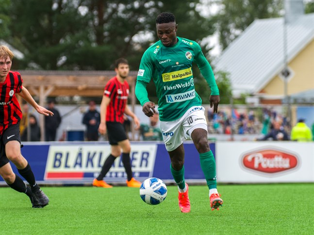 Oke Akpoveta blev en succé när han kom till KPV i juli.