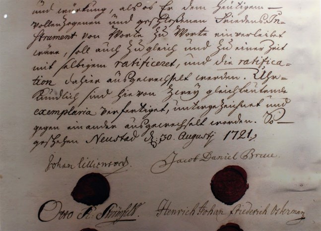 Fredsavtalet i "Neustad" undertecknades av Johan Lillienstedt och Otto Reinhold Strömfelt för Sverige samt Jacob Daniel Bruce och Henrich Osterman för Ryssland.