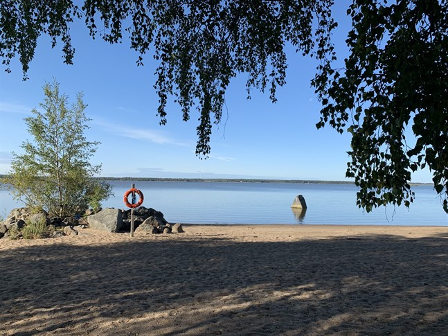Det blir vackert väder hela helgen, säger den jourhavande meteorologen.