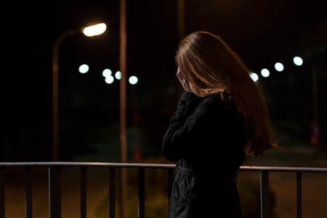 Psykisk ohälsa bland unga borde vara ett bekant fenomen, påtalar skribenterna. Bilden har inget med den beskrivna incidenten att göra.