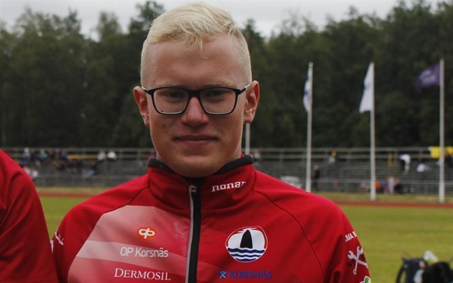 FM-medaljören Joel Blomqvist tog tog tre guld i H15 i distriktstävlingarna på Mosedal.