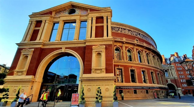 En vacker septemberkväll gjorde Anna-Maria Helsing premiär på "The Proms" i Royal Albert Hall.