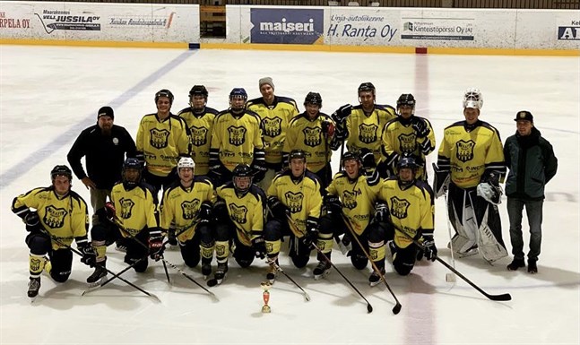 Kraft hockey fick fira turneringsseger i Kurikka på lördagen.