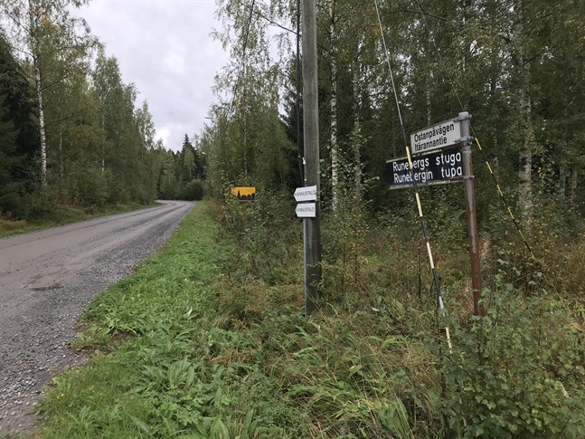 Närmast Larsmovägen kan det nästan vara hopplöst att ta sig fram längs Östanpåvägen under våren. Nu kan det bli ändring på det.