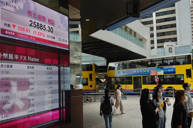 Börsrörelserna var blygsamma i Hongkong under morgonen. Arkivbild från gårdagen.