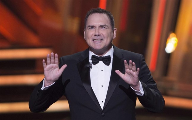 Komikern Norm Macdonald är död.