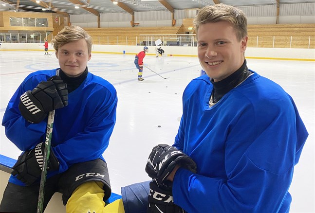 Bröderna Kevin, till vänster, och Hampus Snickars har stora roller i årets Kraft hockey.