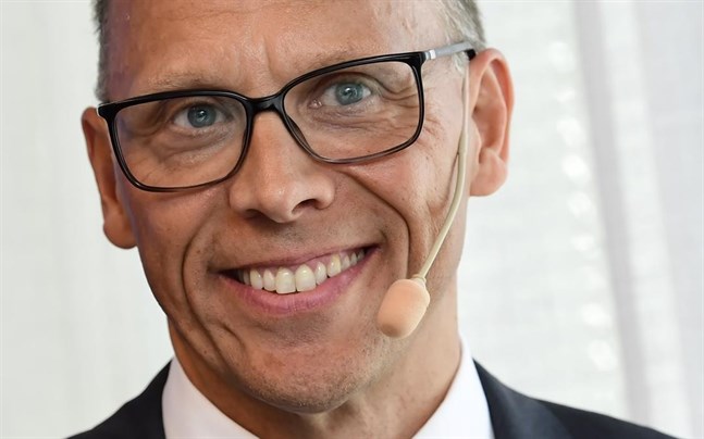 Nordea, med vd Frank Vang-Jensen, siktar på en rejäl omgång utdelning och återköp av aktier i höst.
