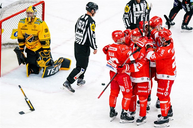 Sport vände och vann hemma mot KalPa. Segerskytt: Turo Asplund.