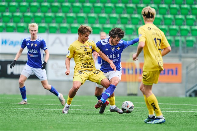 Travis Cantrell och Vasa IFK åkte på två raka förluster mot OLS.