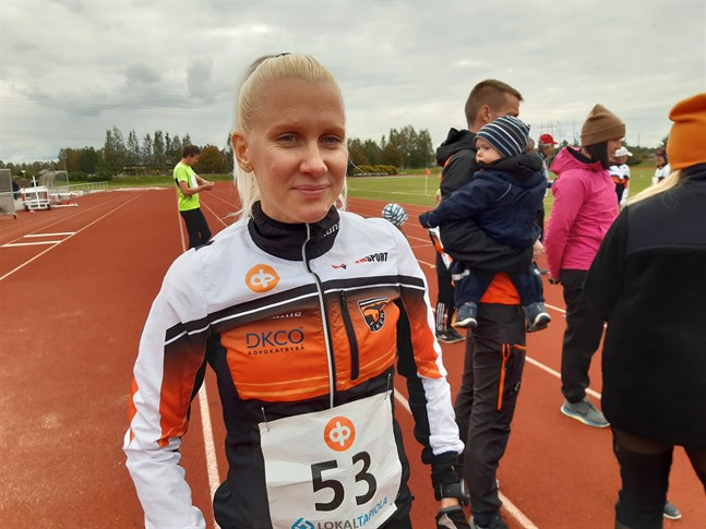 Sandra Eriksson är ny tränare på idrottslinjen vid Jakobstads gymnasium.