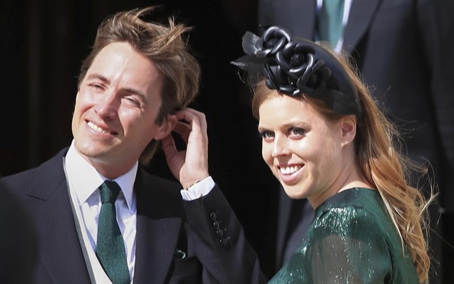 Edoardo Mapelli Mozzi och prinsessan Beatrice fotograferade år 2019.