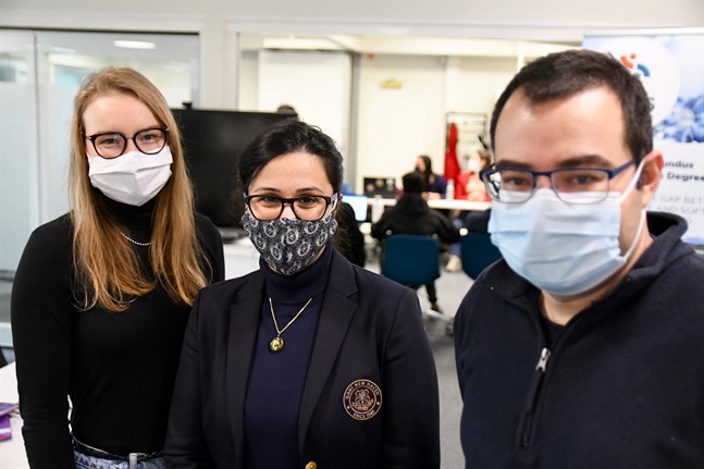 Koordinatorn Ann-Christine Wendelin och koordinatorerna och lärarna Sepinoud Azimi och Sébastien Lafond konstaterar att magisterprogrammets Erasmus Mundus-status är ett erkännande för akademins expertis inom datavetenskap och programvaruutveckling.