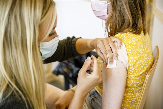 Den tredje dosen förstärker och förlänger skyddet för de som har vaccinerats för länge sedan och för dem som vaccinerades med ett dosintervall på 3 till 4 veckor.