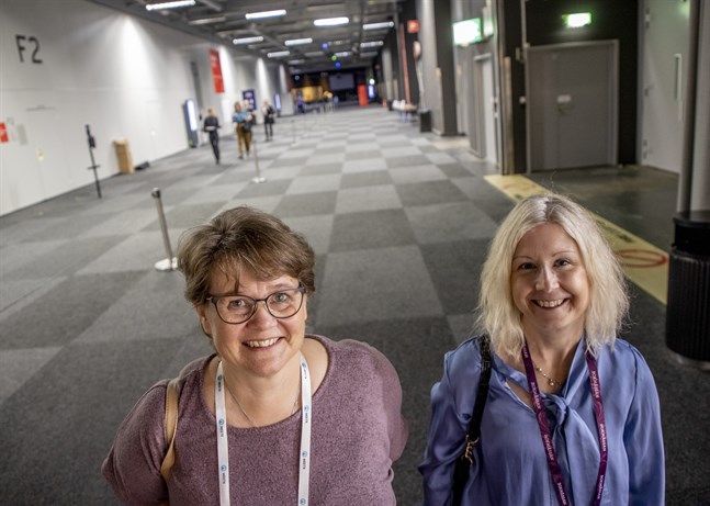 Monica Jönsson Thollander och Karin Rytter från Älvdalens bibliotek är nominerade till